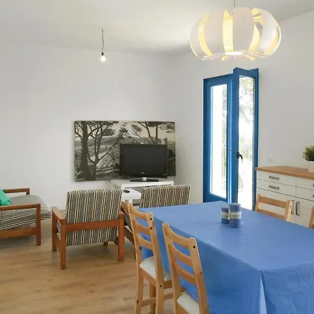 2 Bedroom Amazing Apartment In Tossa De Mar Exterior photo