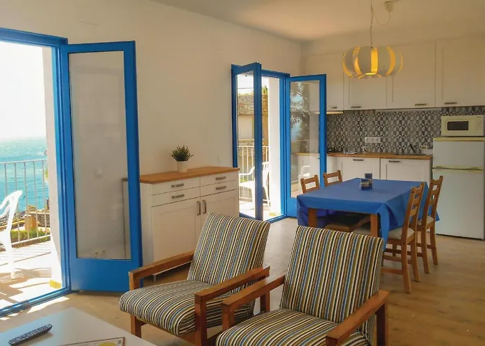 2 Bedroom Amazing Apartment In Tossa De Mar