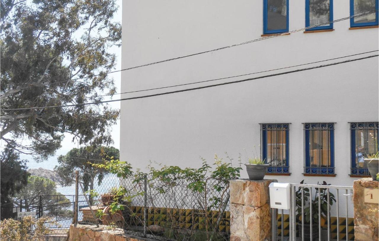 Apartment 2 Bedroom Amazing In *